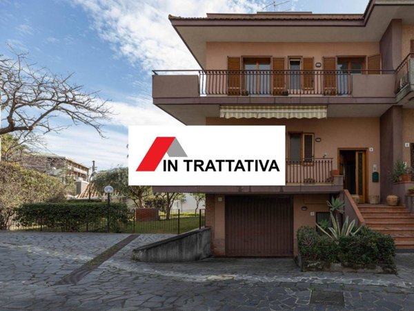 casa indipendente in vendita a Catania in zona Canalicchio