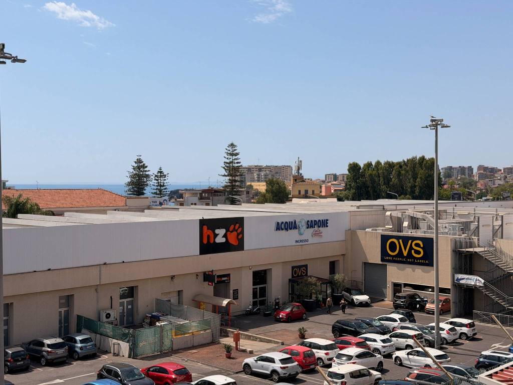 appartamento in vendita a Catania in zona Ognina