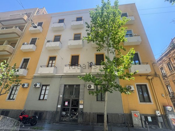 casa indipendente in vendita a Catania