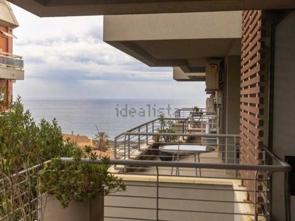 appartamento in vendita a Catania in zona Ognina