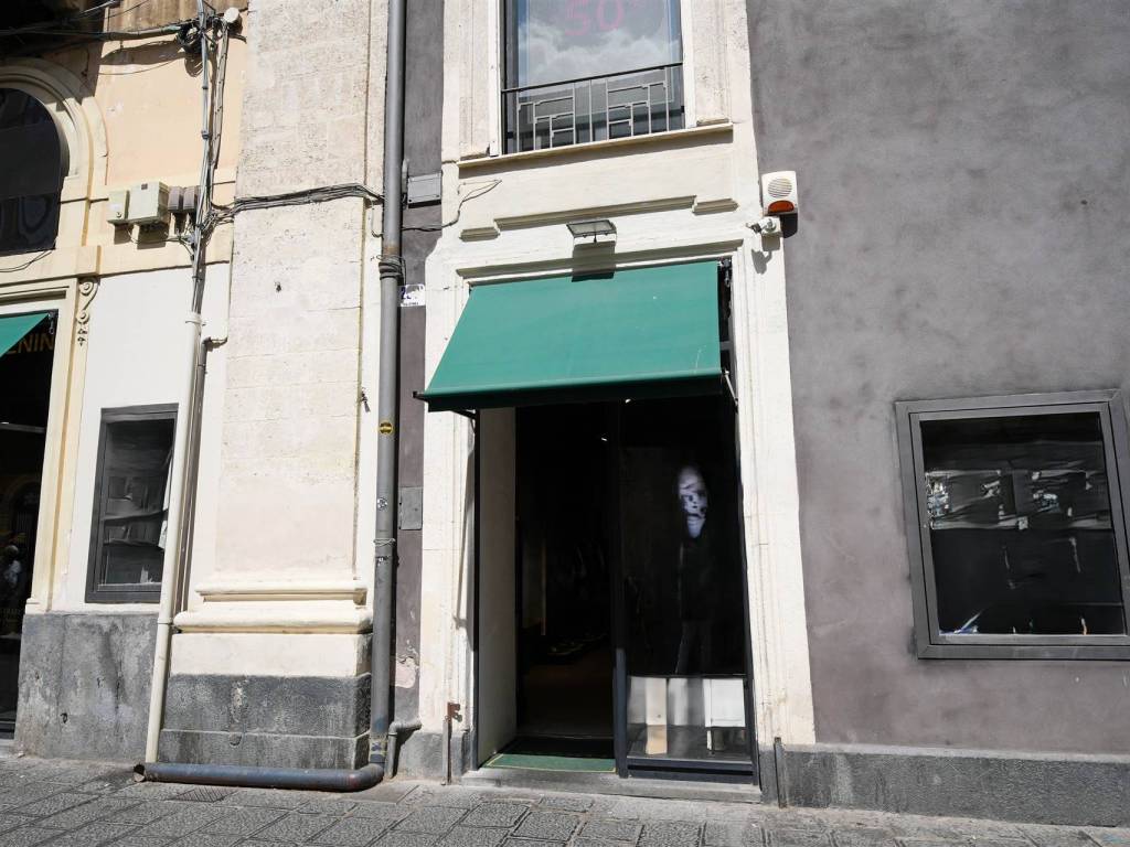 negozio in vendita a Catania in zona Centro Storico