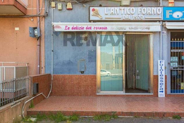locale commerciale in vendita a Catania