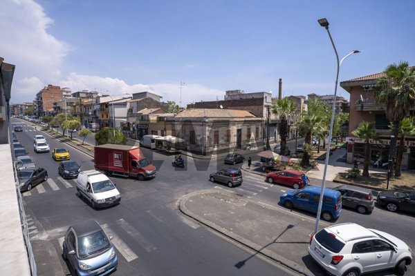 casa indipendente in vendita a Catania