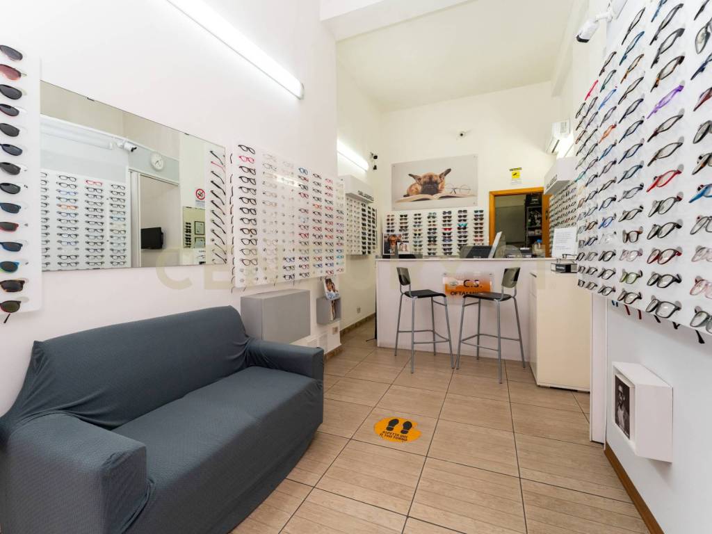 negozio in vendita a Catania in zona Cibali
