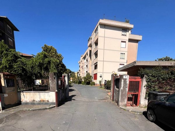 appartamento in vendita a Catania in zona Canalicchio