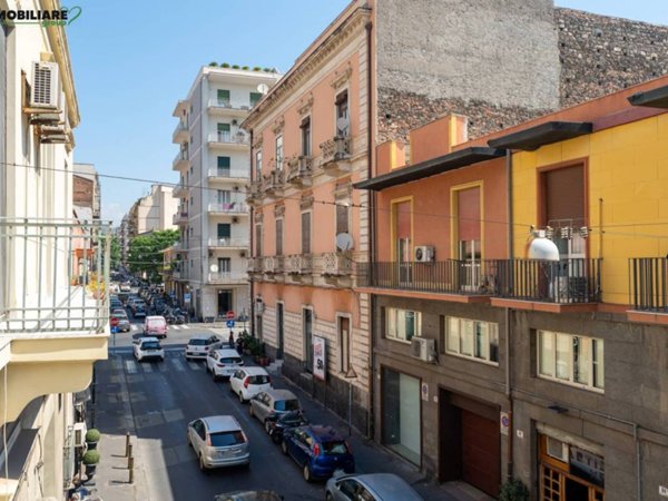 appartamento in vendita a Catania in zona Picanello