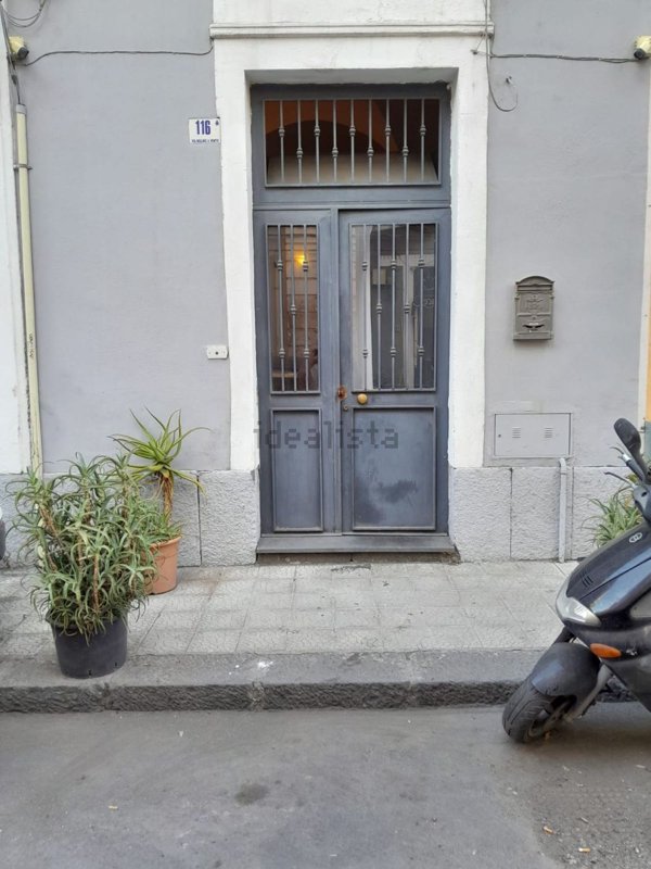 casa indipendente in vendita a Catania in zona Centro Storico