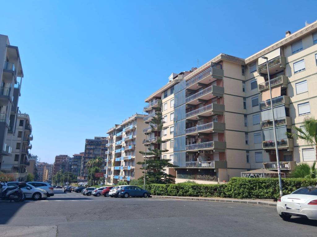 appartamento in vendita a Catania in zona Borgo Sant'Agata