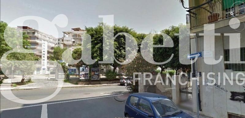 locale commerciale in vendita a Catania