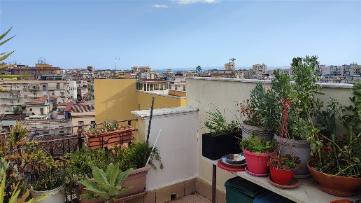 appartamento in vendita a Catania in zona Picanello