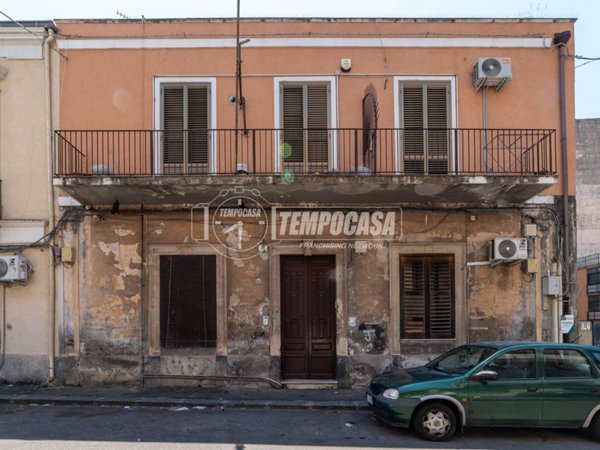 appartamento in vendita a Catania in zona Picanello