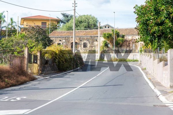 casa indipendente in vendita a Catania in zona Villaggio Dusmet