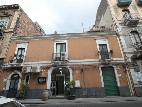 casa indipendente in vendita a Catania in zona Centro Storico