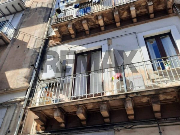 appartamento in vendita a Catania in zona Centro Storico