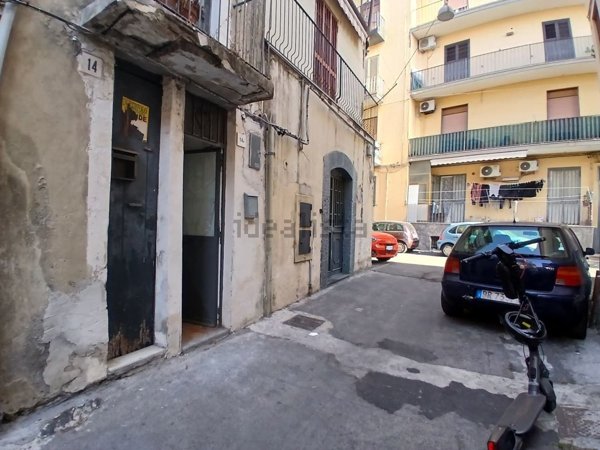 appartamento in vendita a Catania in zona Centro Storico