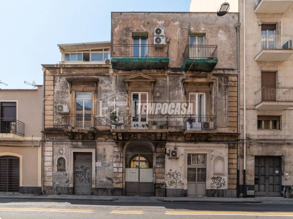 appartamento in vendita a Catania in zona Picanello