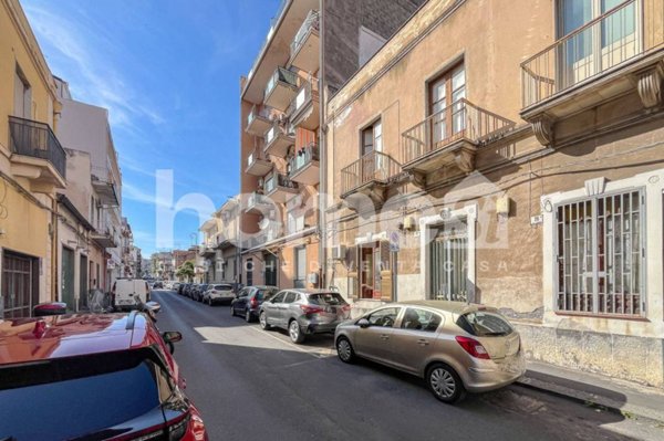 appartamento in vendita a Catania in zona Picanello