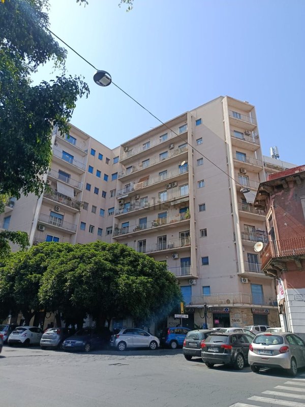 appartamento in vendita a Catania in zona Picanello