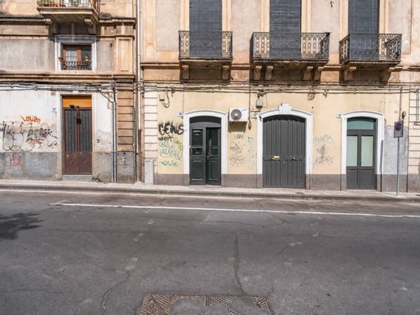 appartamento in vendita a Catania in zona Centro Storico