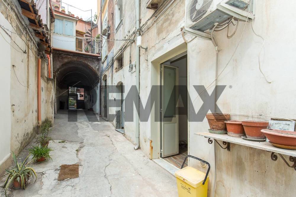 appartamento in vendita a Catania in zona Centro Storico