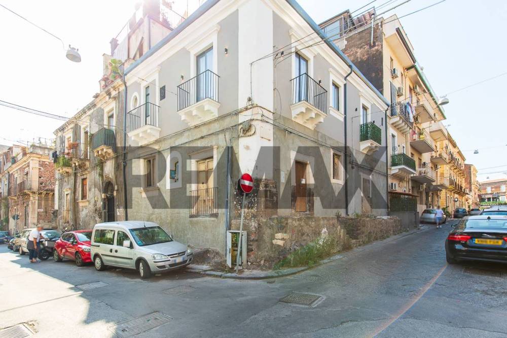 appartamento in vendita a Catania in zona Centro Storico