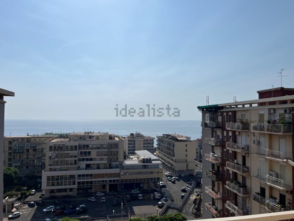 appartamento in vendita a Catania in zona Ognina