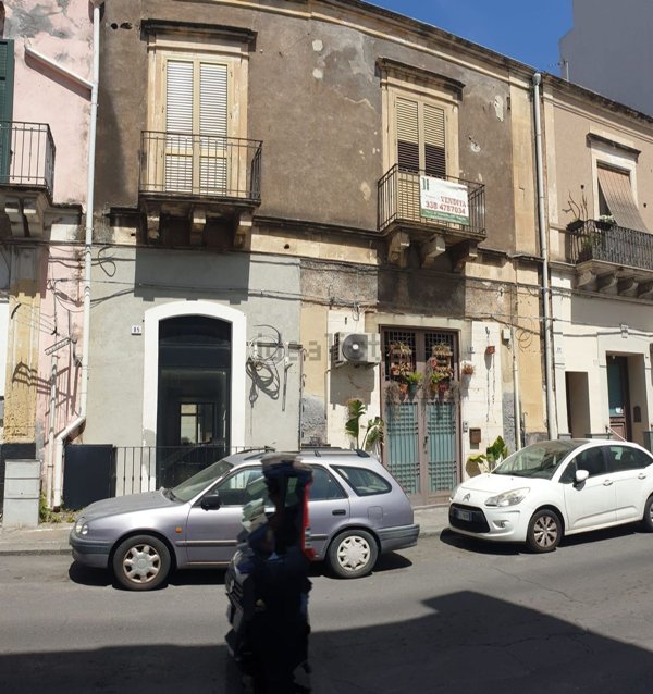 appartamento in vendita a Catania in zona Picanello