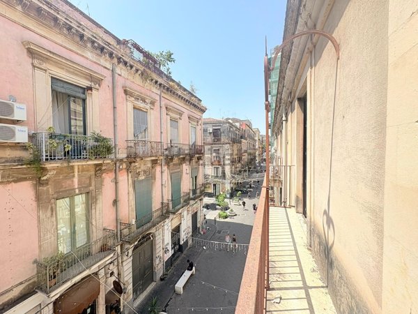 appartamento in vendita a Catania in zona Centro Storico