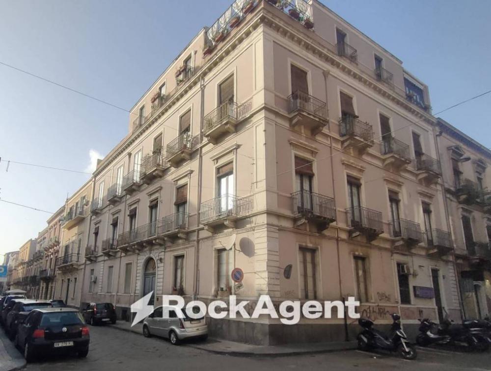 appartamento in vendita a Catania in zona Centro Storico