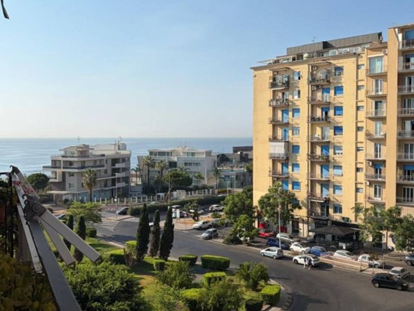 appartamento in vendita a Catania in zona Picanello