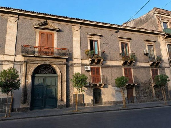 appartamento in vendita a Catania in zona Centro Storico