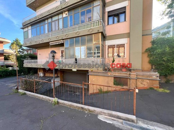 appartamento in vendita a Catania in zona Barriera del Bosco