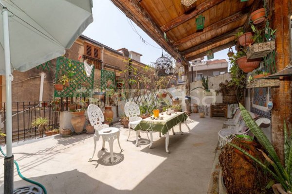 casa indipendente in vendita a Catania