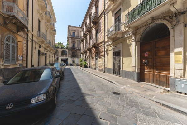 appartamento in vendita a Catania in zona Centro Storico
