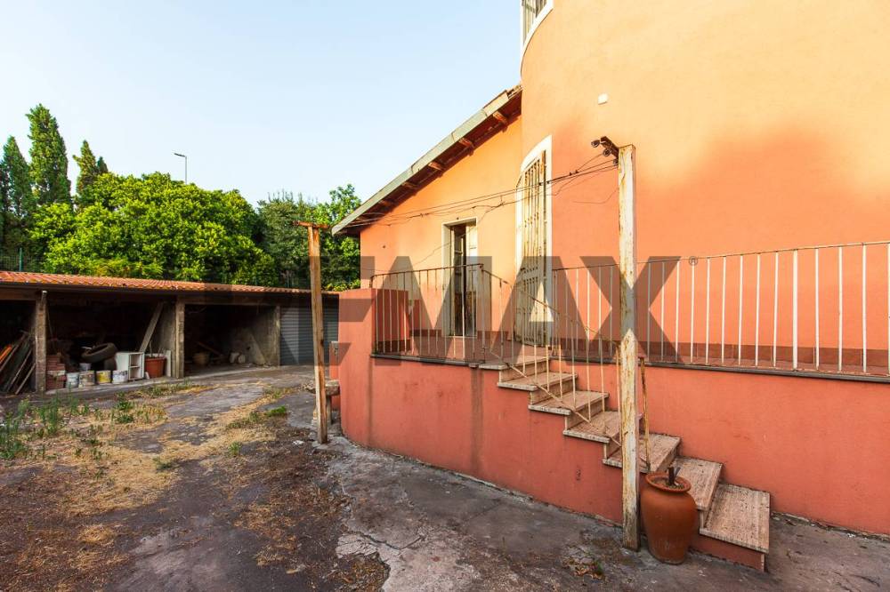 appartamento in vendita a Catania in zona Cibali
