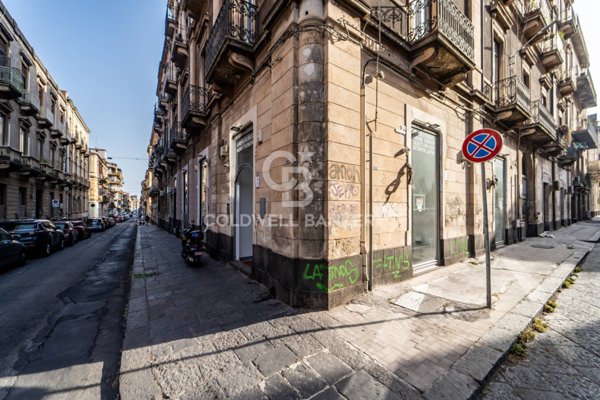 ufficio in vendita a Catania in zona Centro Storico