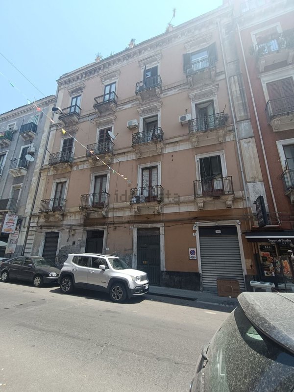 appartamento in vendita a Catania in zona Centro Storico