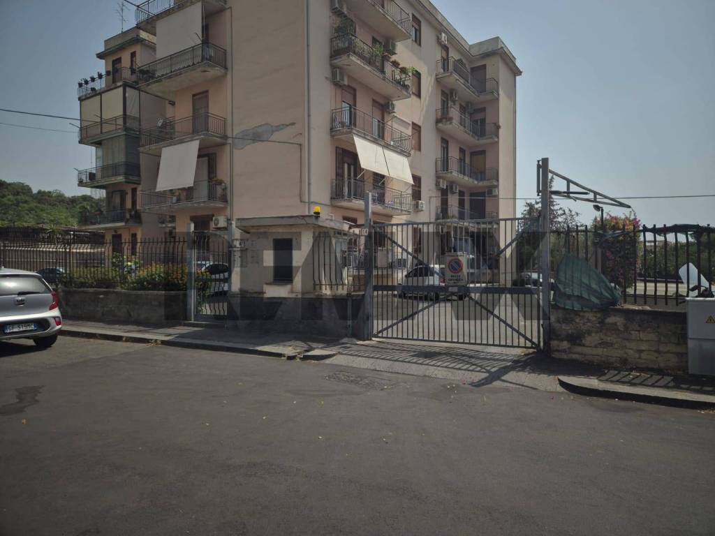 appartamento in vendita a Catania in zona Canalicchio