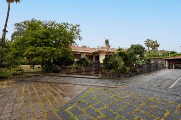 casa indipendente in vendita a Catania in zona San Nullo