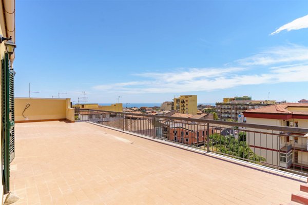 appartamento in vendita a Catania in zona Barriera del Bosco