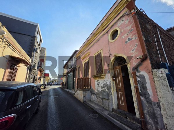 casa indipendente in vendita a Catania in zona Cibali