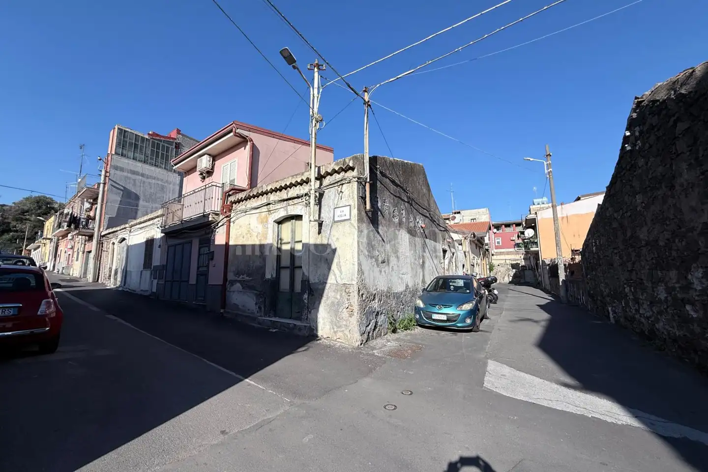 casa indipendente in vendita a Catania