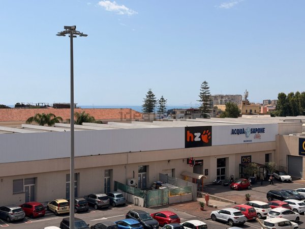 appartamento in vendita a Catania in zona Ognina