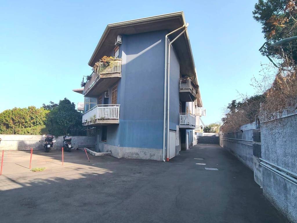 appartamento in vendita a Catania in zona Nesima