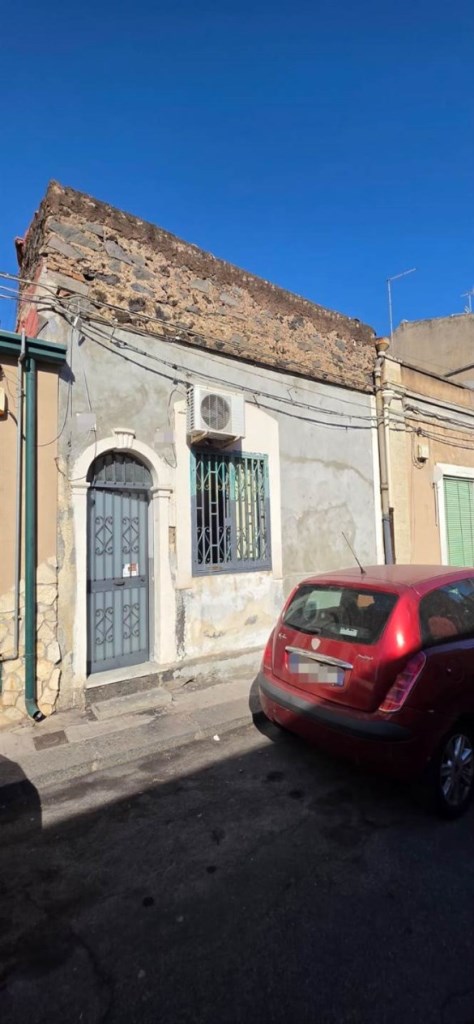 casa indipendente in vendita a Catania in zona Picanello