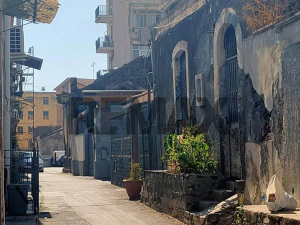 casa indipendente in vendita a Catania in zona Cibali