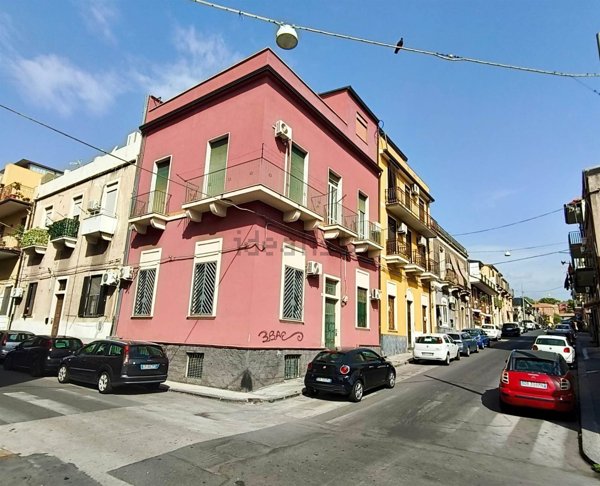 appartamento in vendita a Catania in zona Cibali
