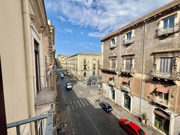 appartamento in vendita a Catania in zona Centro Storico