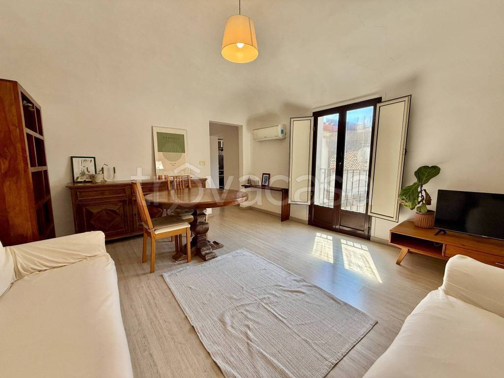 appartamento in vendita a Catania in zona Centro Storico