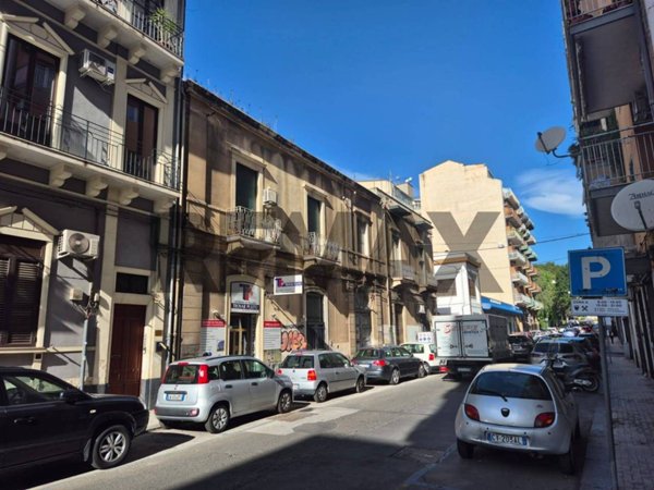 appartamento in vendita a Catania in zona Picanello